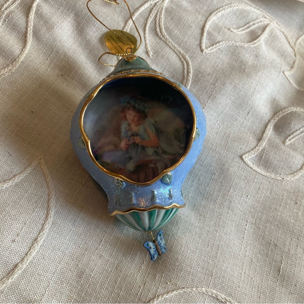 VintageHeirloom Porcelain 2000 Bradford edition Pink/Green Garden Fairy Ornament